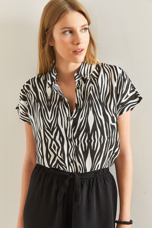 Bianco Lucci Bianco Lucci Women's Short Sleeve Patterned Viscose Shirt