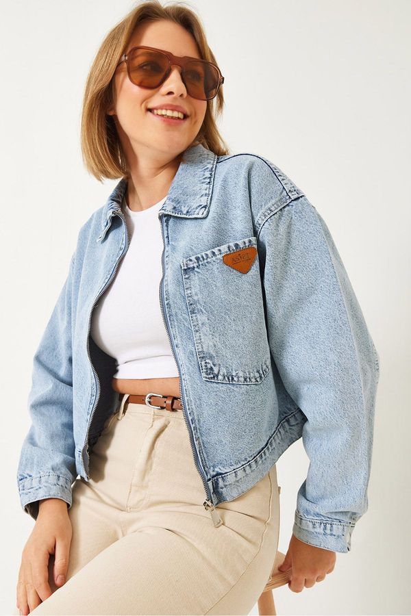 Bianco Lucci Bianco Lucci Women's Single Pocket Zippered Short Denim Jacket