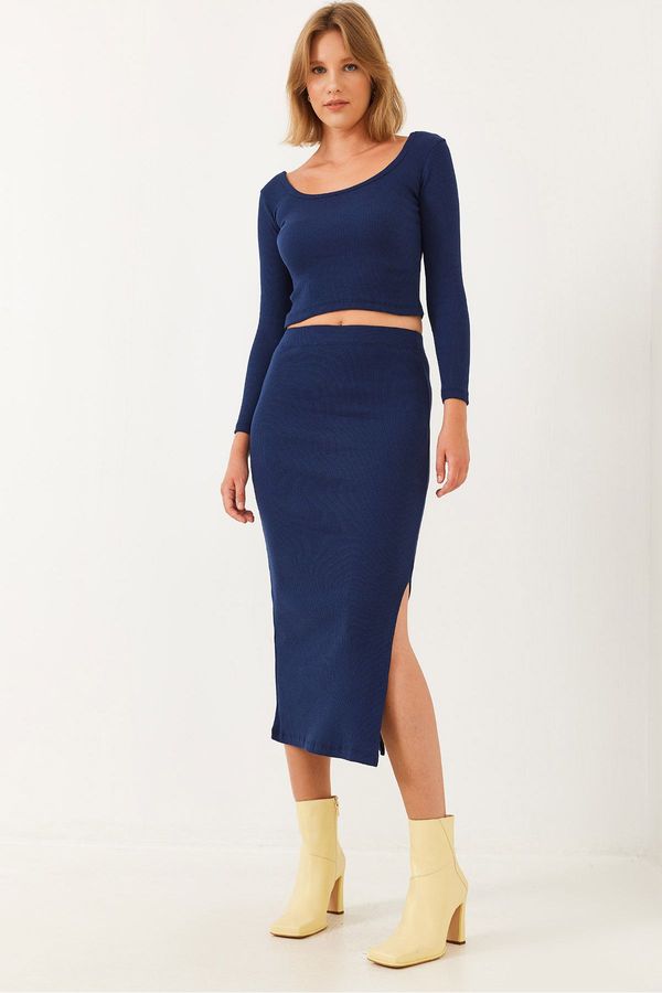 Bianco Lucci Bianco Lucci Women's Square Neck Long Sleeve Skirted Top-Bottom Set 2110