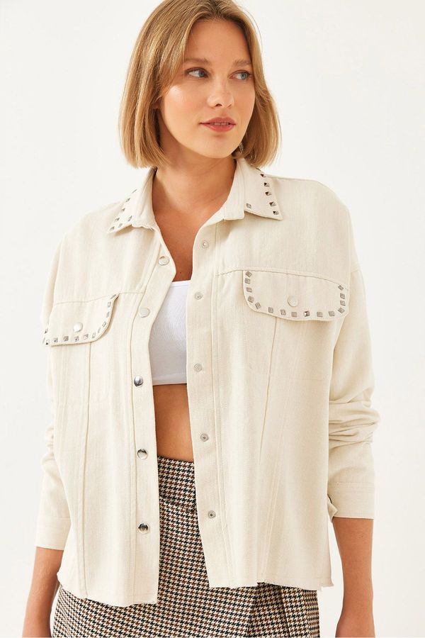 Bianco Lucci Bianco Lucci Women's Stone Embroidered Pocket Detailed Denim Jacket