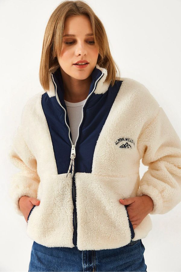 Bianco Lucci Bianco Lucci Women's Zippered Plush Coat 5194