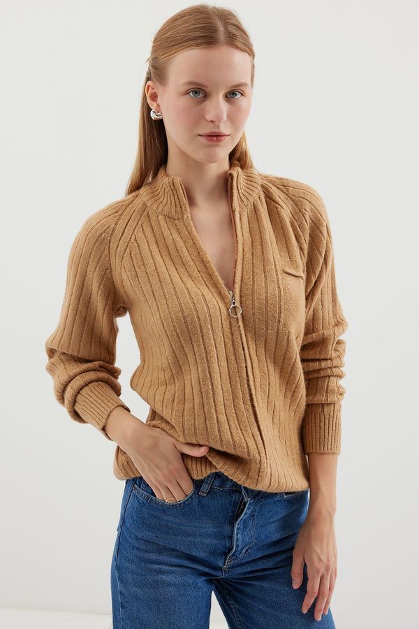 Bigdart Bigdart 15880 Zippered Knitwear Cardigan - Biscuit