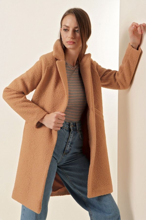 Bigdart Bigdart 9082 Oversized Stamped Coat - Camel