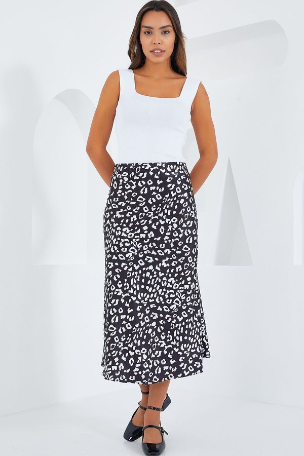 Bigdart Bigdart Women's Black and White Patterned Satin Skirt 15806