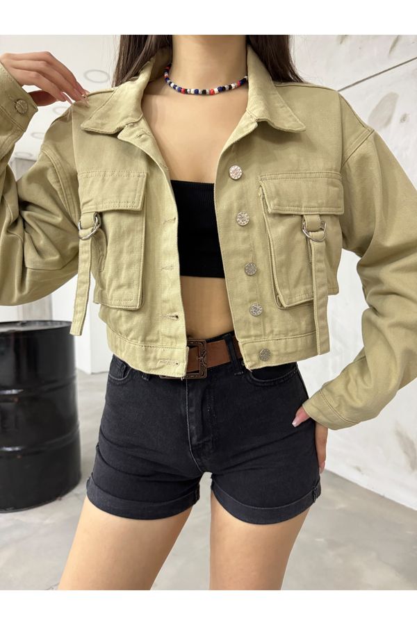 BİKELİFE BİKELİFE Women's Pocket Detailed Oversized Crop Denim Jacket