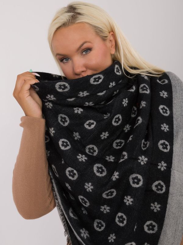 Fashionhunters Black and gray large women's scarf with pattern