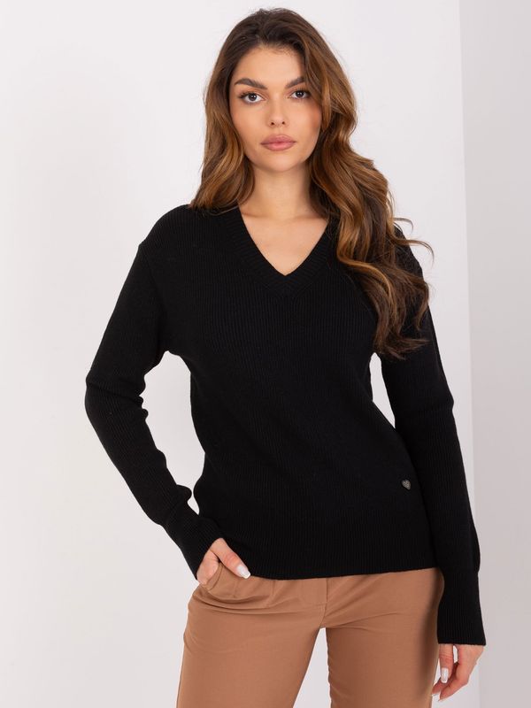 Fashionhunters Black classic neckline sweater