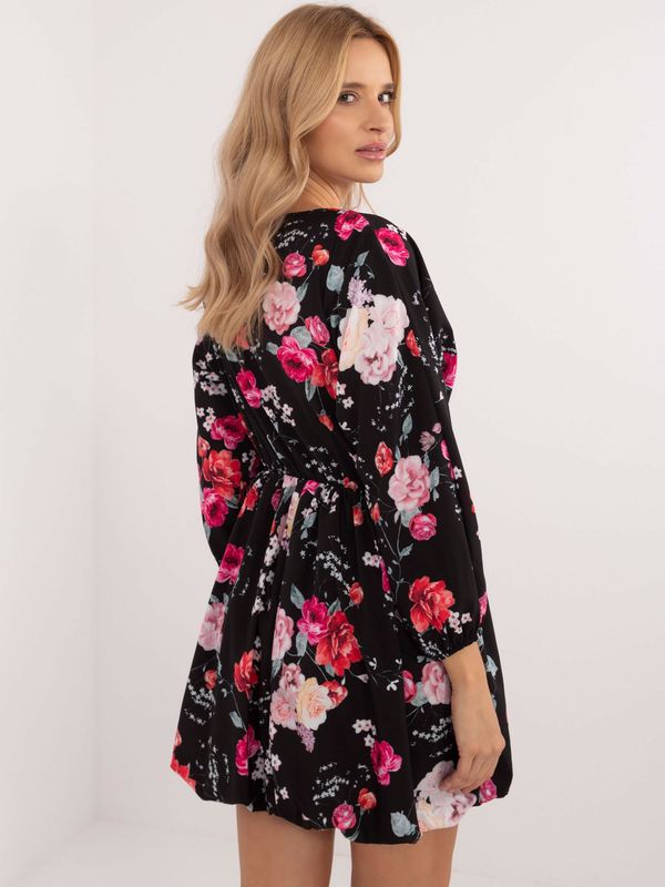 Fashionhunters Black dress with floral motif