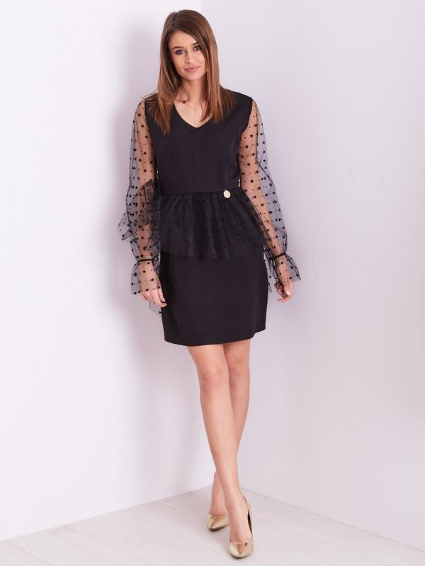 Fashionhunters Black elegant dress with tulle sleeves