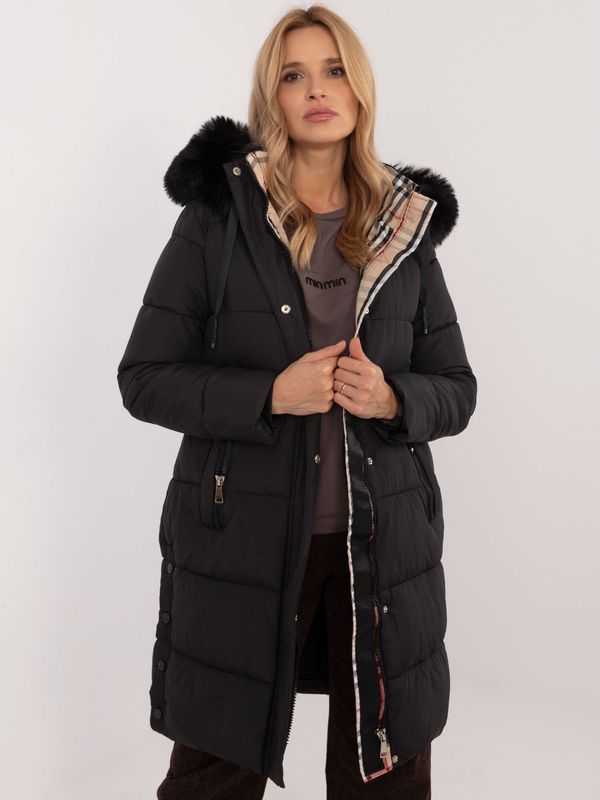 Fashionhunters Black long winter jacket with stitching