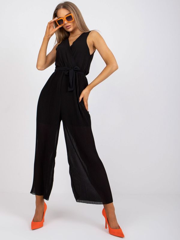 Fashionhunters Black overall with wide pleated legs