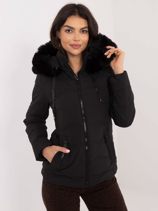 Factory Price Black quilted poloseason jacket with fur