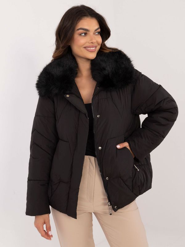 Factory Price Black quilted winter jacket with fur