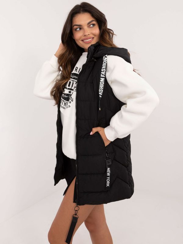 Fashionhunters Black quilted women's vest with zip