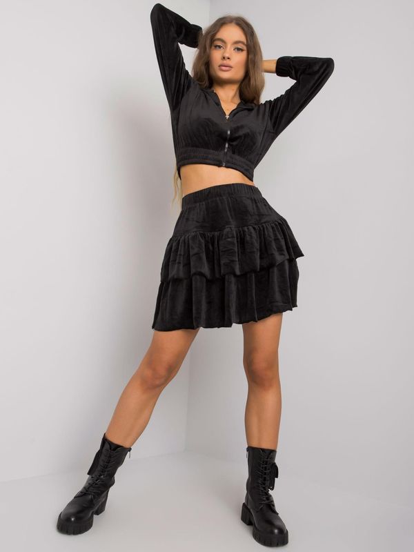 Fashionhunters Black two-piece velour set