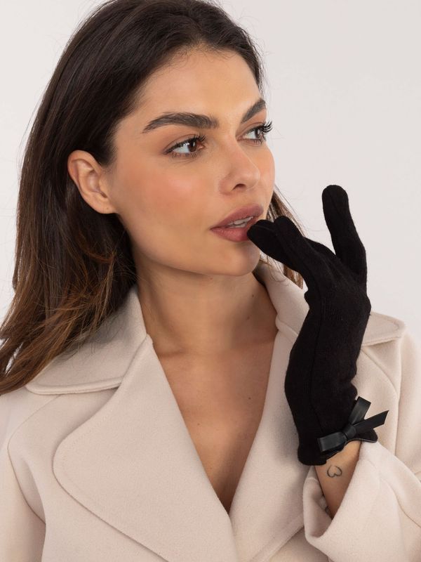 Fashionhunters Black women's gloves with a bow