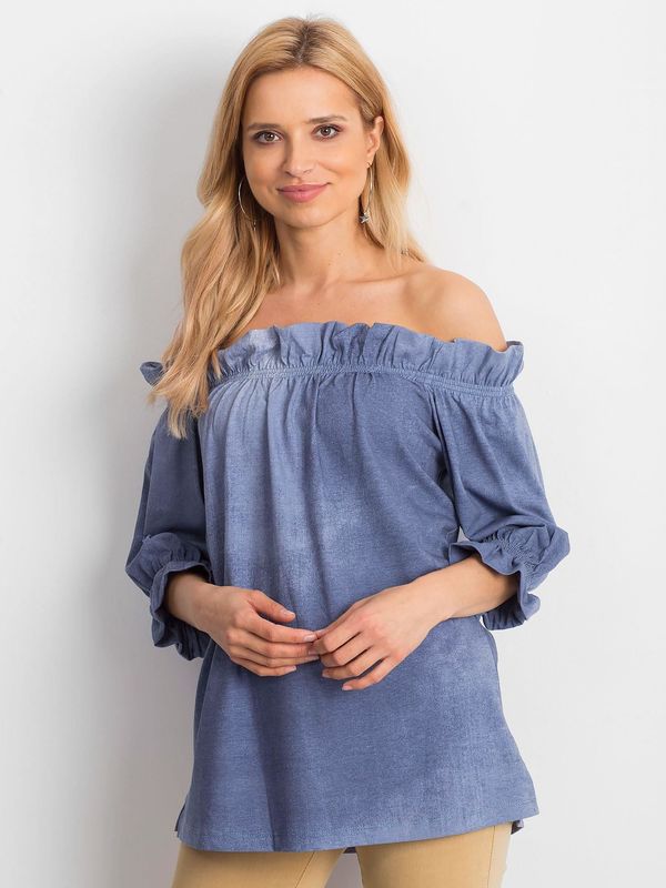 Fashionhunters Blue Spanish blouse with ruffles