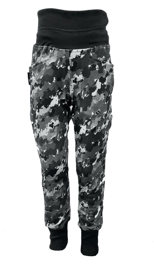 Kukadloo Boys' sweatpants MIK - grey camouflage