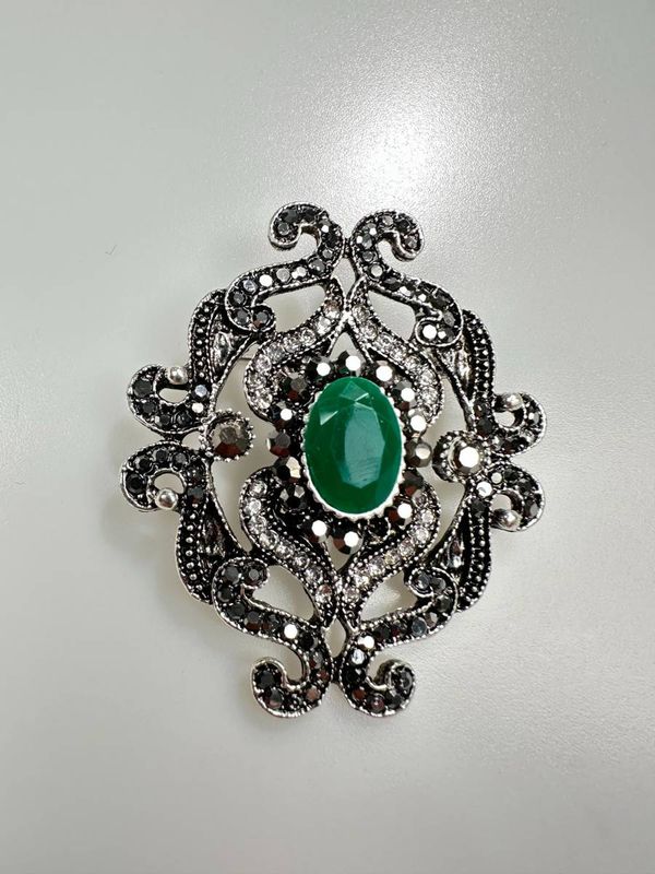 Kesi Brooch XZ459-107 silver + green