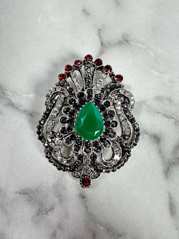 Kesi Brooch XZ459-109 silver + green