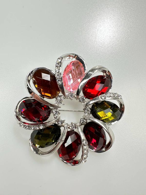 Kesi Brooch XZ459-222 Silver + Multi-Colored