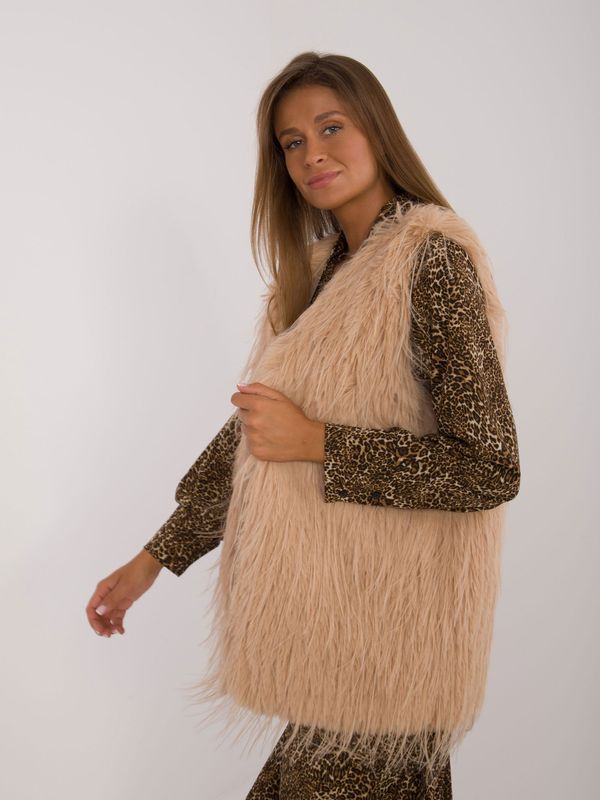 Fashionhunters Brown fur vest with fastening