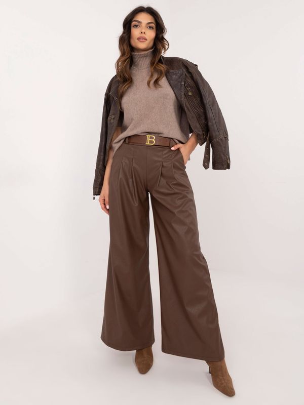 Fashionhunters Brown trousers made of eco-leather with wide legs