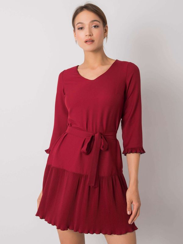 Fashionhunters Burgundy pleated dress