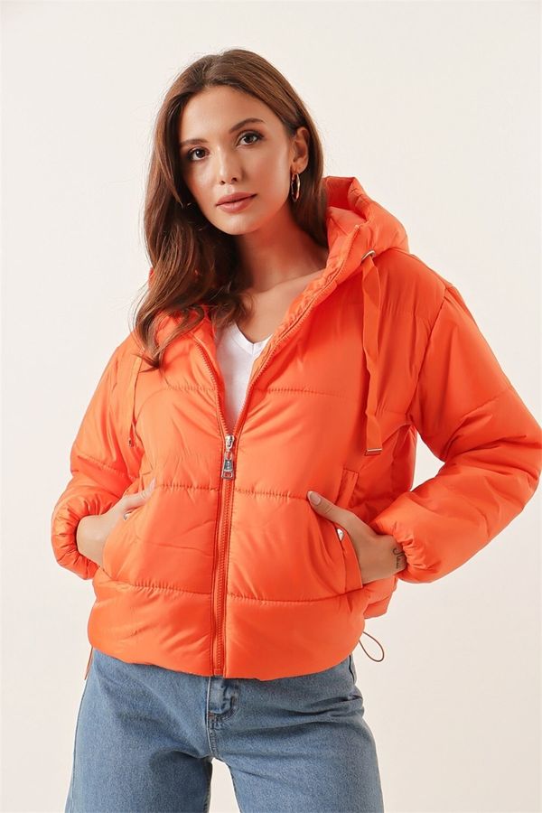 By Saygı By Saygı Elastic Waist, Inflatable Coat Orange with a Hooded Pocket and Lined.