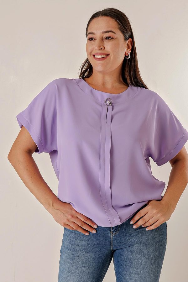 By Saygı By Saygı Plus Size Chiffon blouse with a brooch collar and a fly down the front. Short Bat Sleeves.