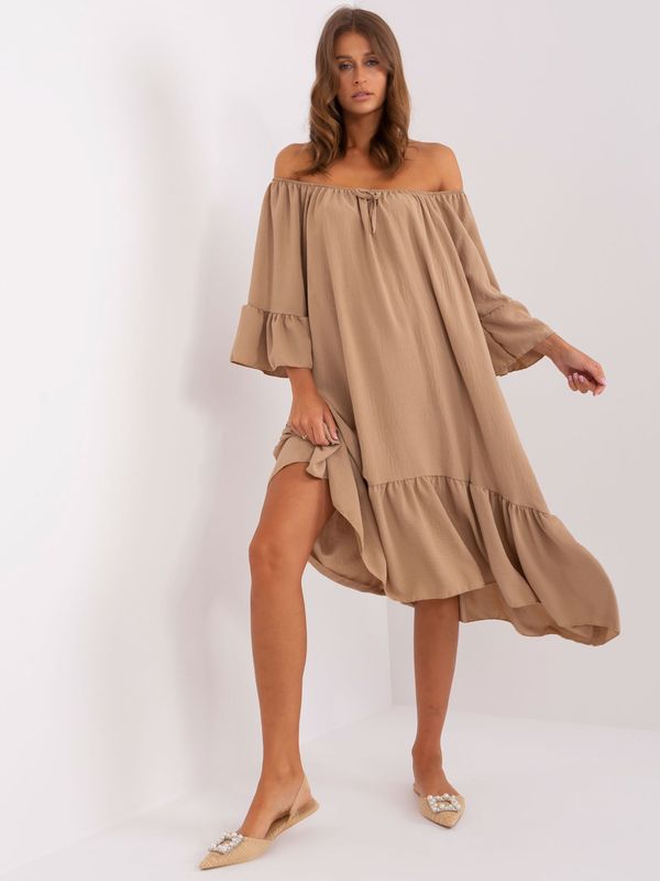 Fashionhunters Camel oversize dress with frills