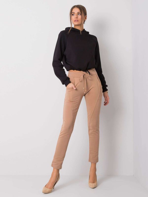 Fashionhunters Camel trousers with drawstrings