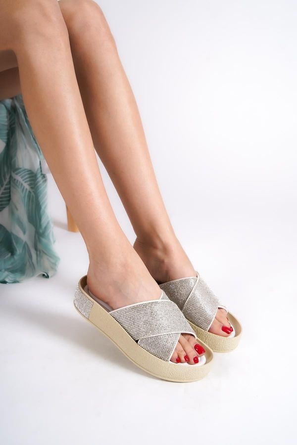 Capone Outfitters Capone Outfitters Capone Cross Stony Banded Stitched Detailed Wedge Heel Women's Slippers.