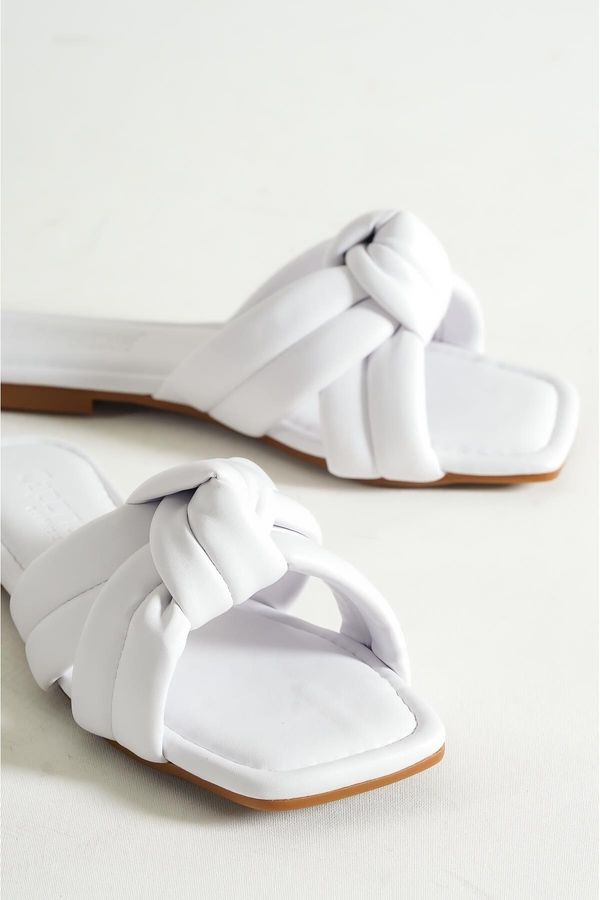 Capone Outfitters Capone Outfitters Capone Flat Heeled White Women's Slippers