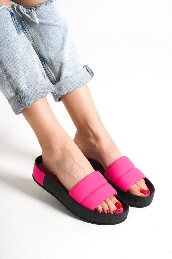 Capone Outfitters Capone Outfitters Capone Quilted Strap, Colorful Detailed Wedge Heel Matte Satin Fuchsia Women's Slippers.