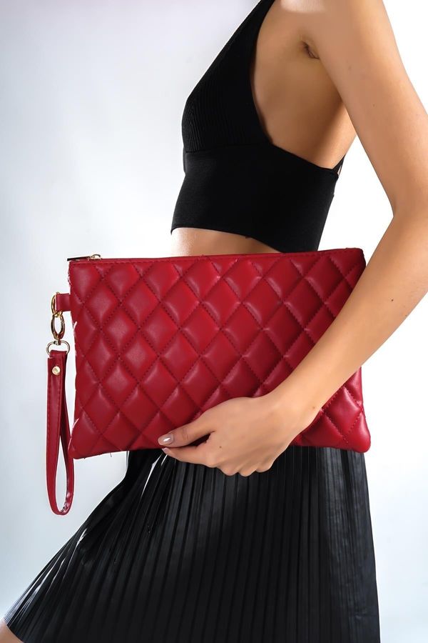 Capone Outfitters Capone Outfitters Capone Red Paris Quilted Red Women's Bag