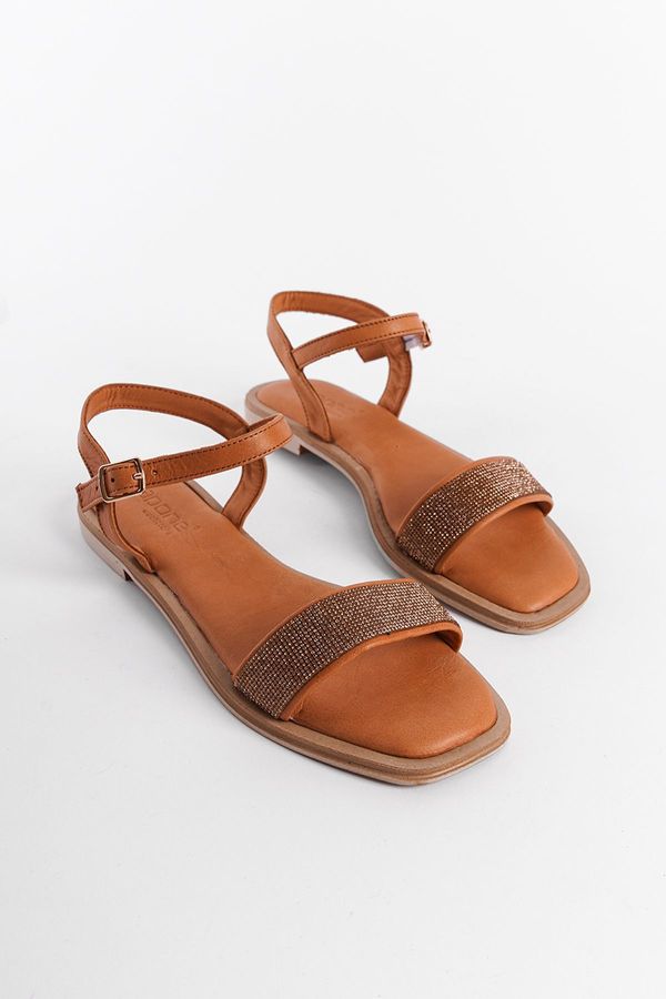 Capone Outfitters Capone Outfitters Genuine Leather Stoned Single Strap Flat Heeled Women's Sandals