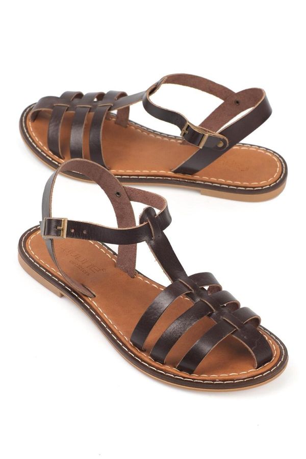Capone Outfitters Capone Outfitters Women's Capone Gladiator Strap Leather Sandals