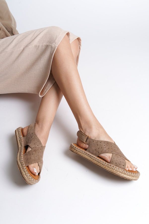 Capone Outfitters Capone Outfitters Women's Cross-Blade Espadrilles Sandals
