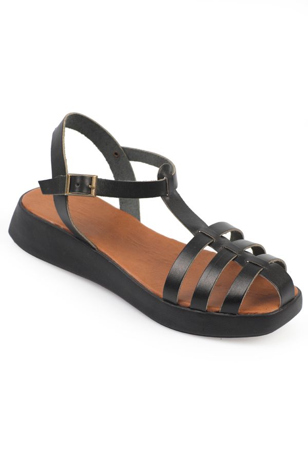 Capone Outfitters Capone Outfitters Women's Gladiator Band Wedge Heels Leather Sandals