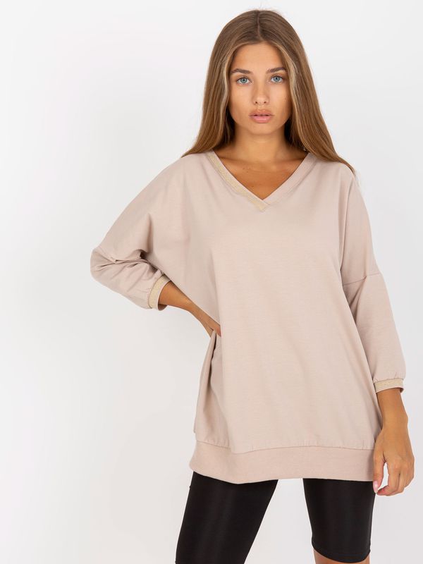 Fashionhunters Casual, beige blouse made of cotton RUE PARIS