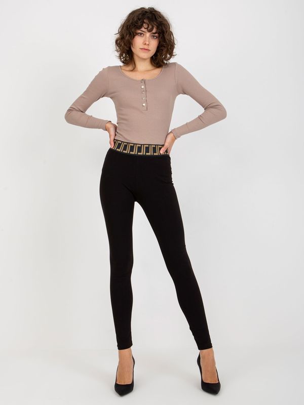 Fashionhunters Casual black cotton leggings with elasticated waistband
