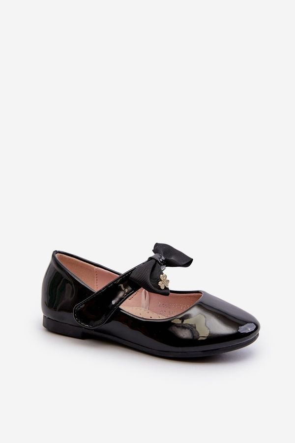 Kesi Children's patent leather ballerinas with Velcro bow and black cat's eye
