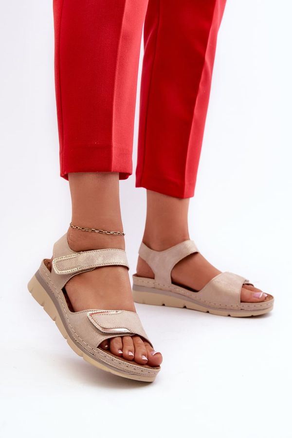 Kesi Comfortable women's Velcro sandals, beige Iphiope