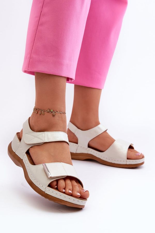 Kesi Comfortable women's Velcro sandals Silver Iphiope