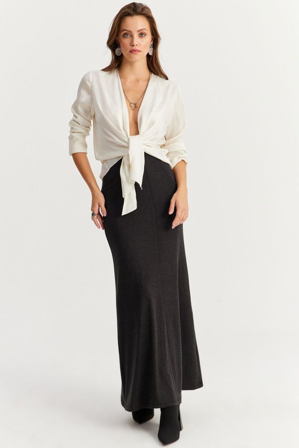 Cool & Sexy Cool & Sexy Women's Anthracite Elastic Waist Evoze Maxi Skirt