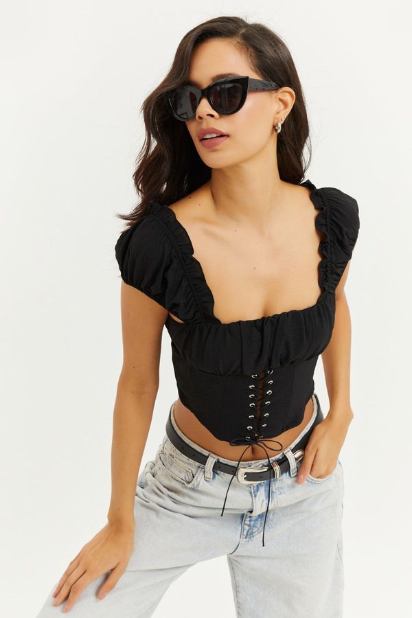 Cool & Sexy Cool & Sexy Women's Black Eyed Crop Blouse YEL26
