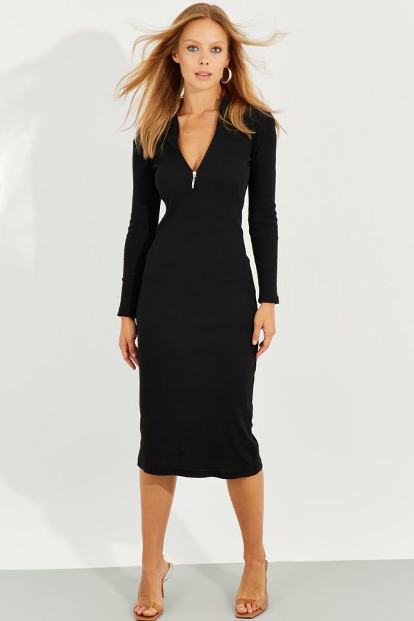 Cool & Sexy Cool & Sexy Women's Black Front Zippered Camisole Midi Dress
