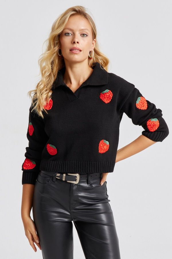 Cool & Sexy Cool & Sexy Women's Black Strawberry Patterned Knitwear Sweater