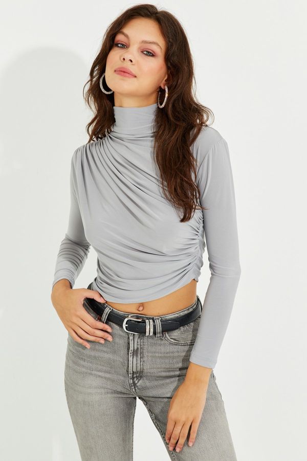 Cool & Sexy Cool & Sexy Women's Gray Draped Blouse